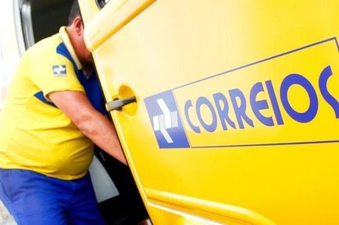 Correios lança edital para concurso com salário de até R$ 6.872,48