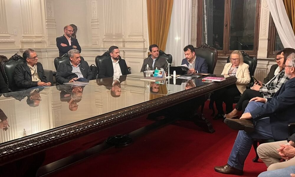 Em reunião com Governo do Estado, Canoas consegue suspender corte de R$ 85 milhões anuais na Saúde/Divulgação