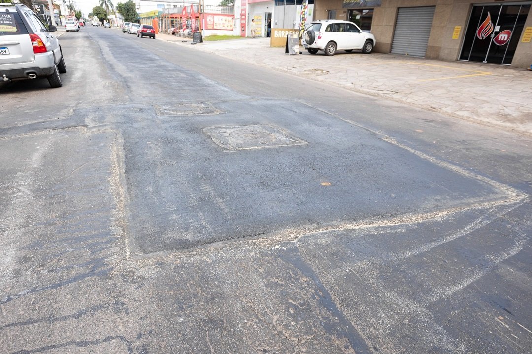 Prefeito visita obras para corrida de carros elétricos em SP