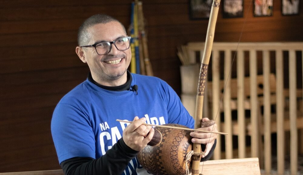Mestre Leandro - Capoeira Canoas