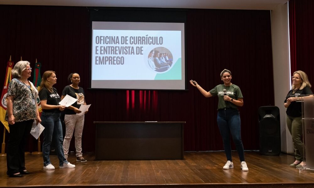 800 vagas e 1,2 mil empresas cadastradas: Oficina de Currículo e Entrevista de Emprego orientam candidatos - Foto: Pamella Mendes