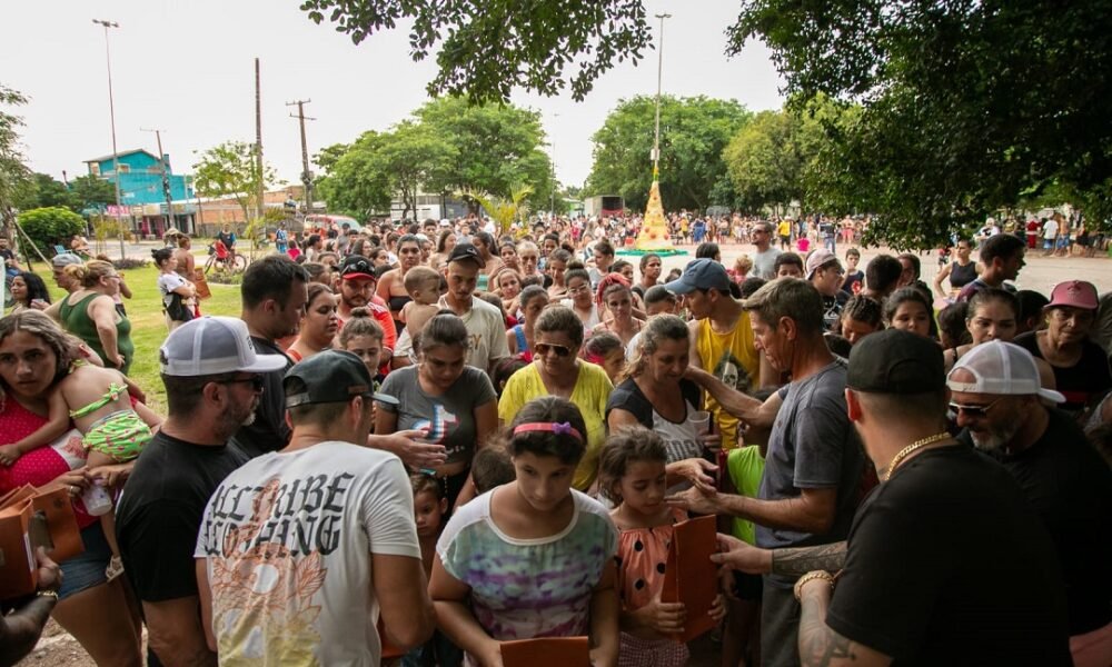 Edição 2023 do Natal Solidário fez a alegria de crianças e adultos no Mathias Velho