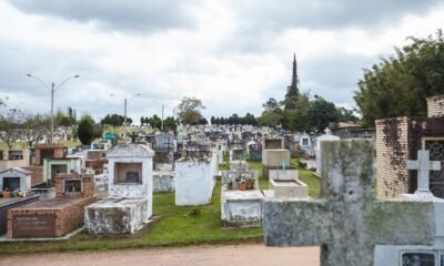 Canoenses que possuem familiar sepultado nos cemitérios municipais devem ficar atentos à quitação - Vinicius Thormann