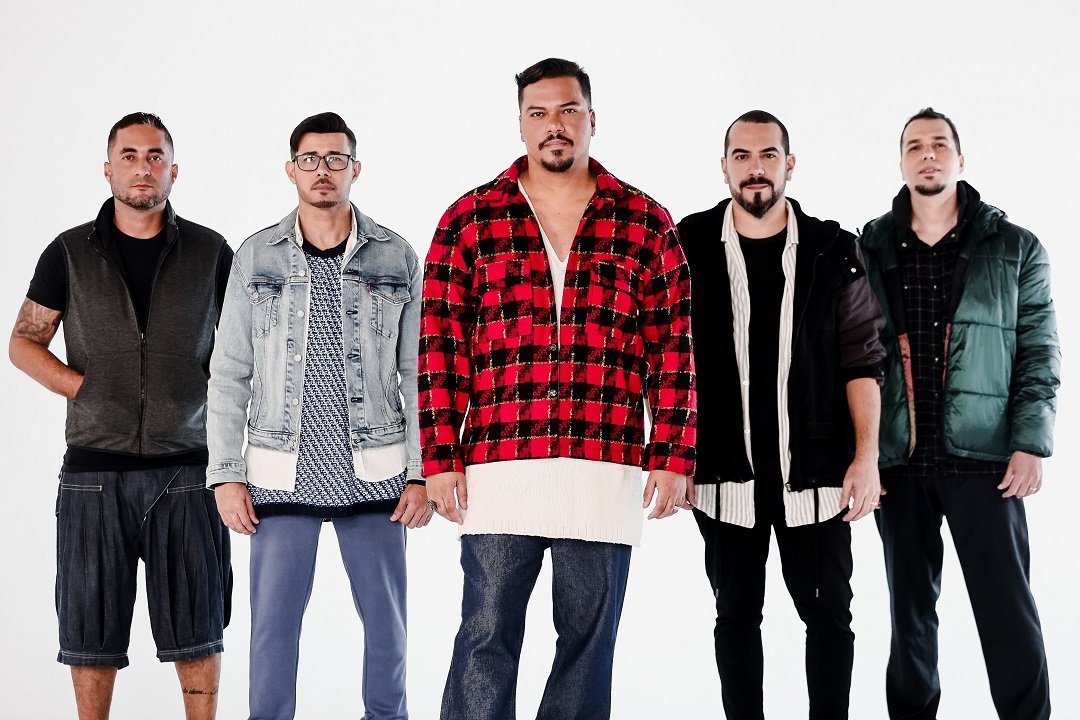 Grupo Sorriso Maroto se apresenta no Clube Tradição, em Canoas