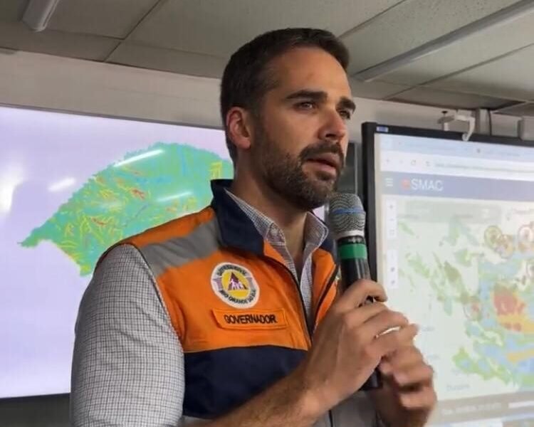 “Situação do Rio Grande do Sul atingirá nível de caos”, diz governador Leite em entrevista
