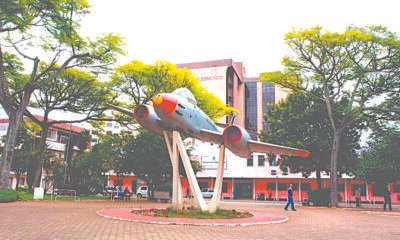 A cidade dos aviões monumento: conheça a história das aeronaves cartões-postal