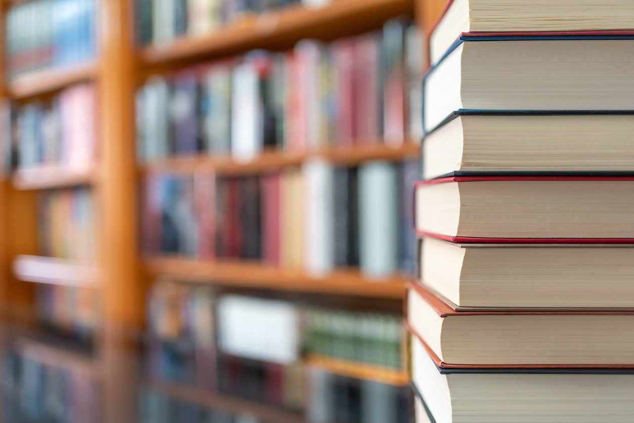25ª Feira do Livro de Esteio segue até sábado, 17; veja programação