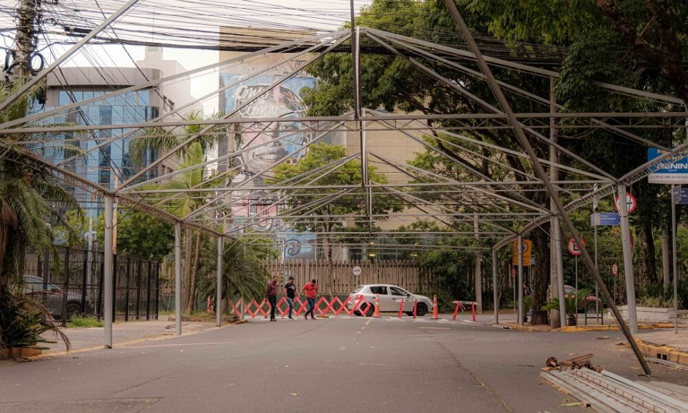 ATENÇÃO Trânsito no Centro sofre alterações para estrutura da 39ª Feira do Livro de Canoas