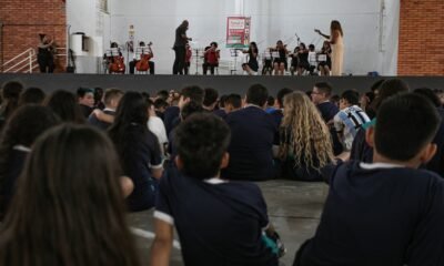Natal da Transformação em Canoas teve apresentação da Orquestra Guajuviras na terça