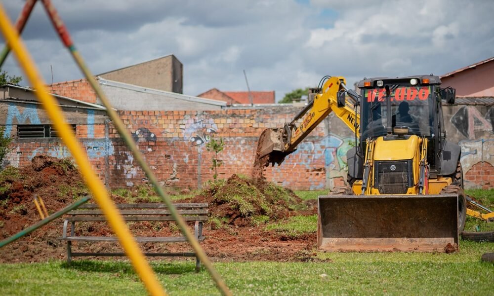 Praça Max Oderich tem obras de revitalização iniciadas em Canoas