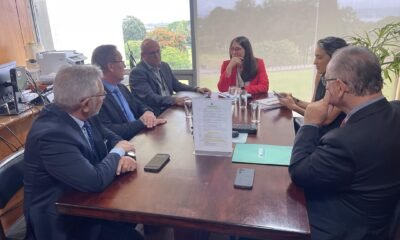 Airton Souza busca em Brasília recursos para a reconstrução da cidade e proteção contra cheias