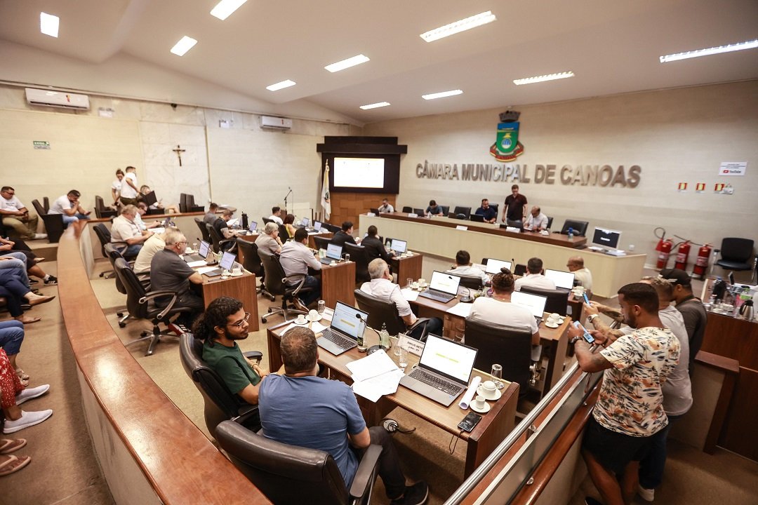 Câmara de Canoas aprova projetos que garantem gratuidade no transporte público e prorrogação de prazo do IPTU e TCL de 2025