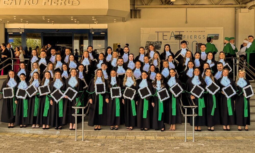 Formatura do curso de Medicina revela sonhos e conquistas coletivas