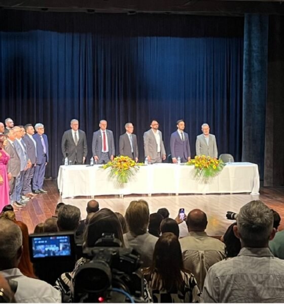 Sessão especial de posse marca início de uma nova legislatura em Canoas