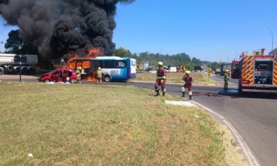 Defesa Civil de Nova Santa Rita auxilia vítimas de acidente na BR-386