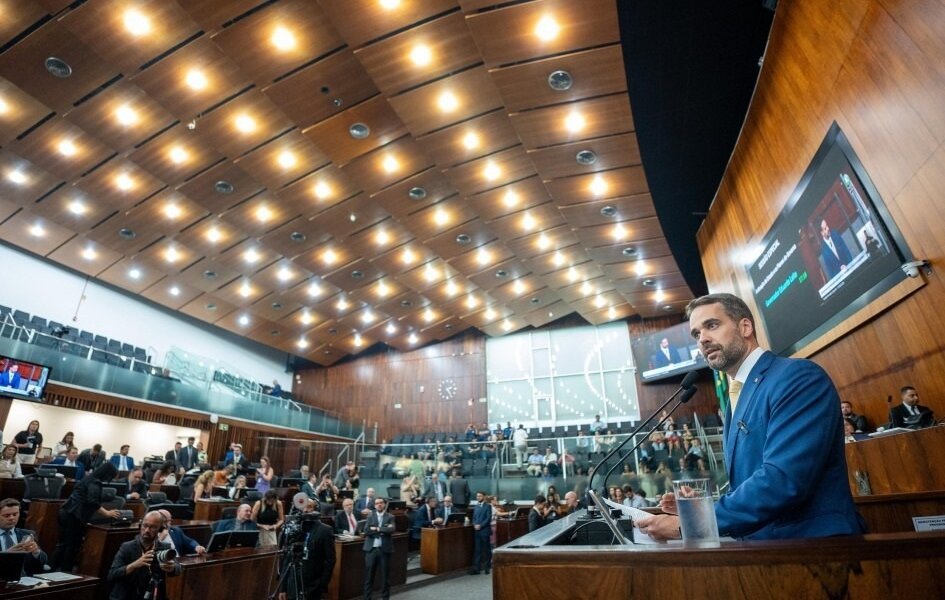 Na abertura do ano legislativo, Leite relembra enchentes de 2024 e fala sobre reconstrução, equilíbrio fiscal e investimentos