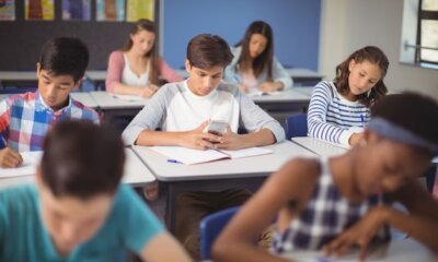 Governo orienta escolas sobre implementação da lei que restringe uso de dispositivos eletrônicos no ambiente escolar