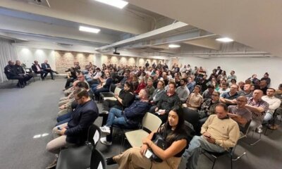 Frente Parlamentar do 4º Distrito se reúne com comunidade e autoridades para debater soluções para segurança na região