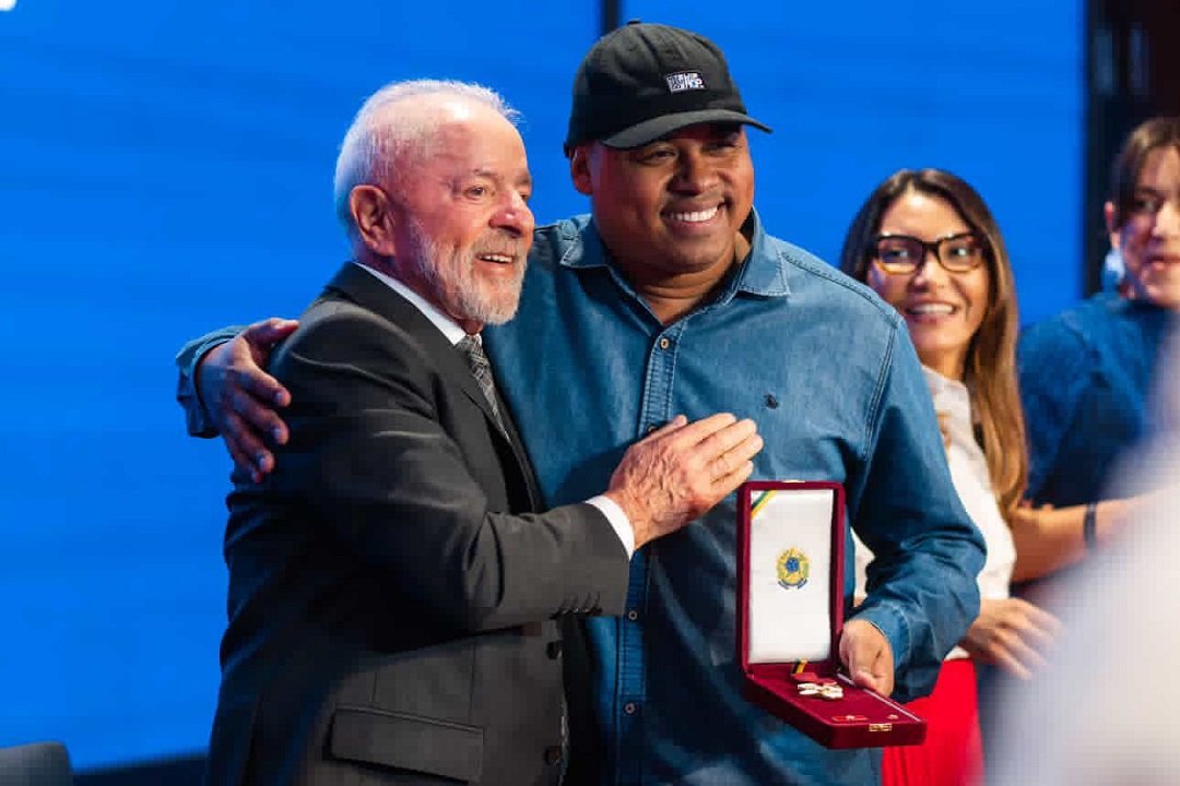 Gaúcho Rafa Rafuagi recebe Ordem do Mérito Cultural do governo federal