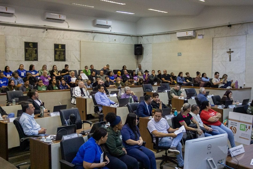 Legislativo canoense aprova REFIS 2025 e projeto que estende Gestão Compartilhada aos CEIA