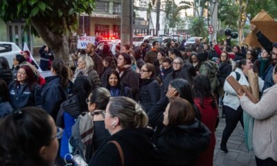Futuro da Fundação Municipal de Saúde de Canoas é debatido na Câmara com manifestação do lado de fora