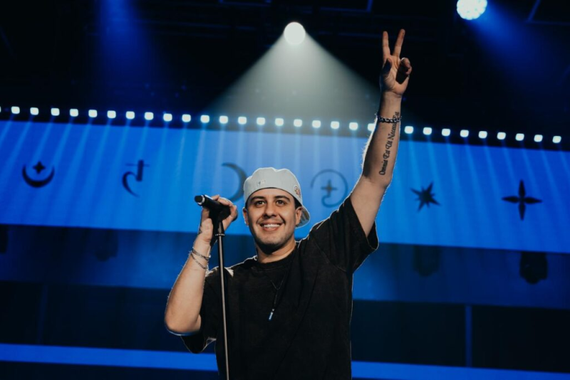Bruno Diegues se apresenta em Canoas com show de lançamento do DVD “Mais Uma Noite”
