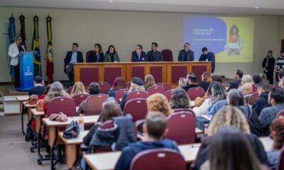 Canoas lança programa Conecta+Canoas para fortalecer educação municipal