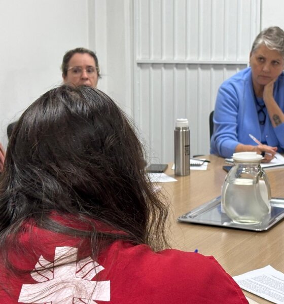 Ana Boll recebe representantes do Comitê Unitário dos Seis Bairros Atingidos pelas Enchentes de Canoas