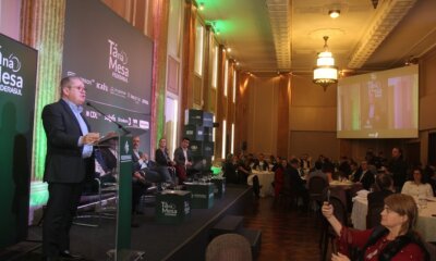 BRDE apresenta programa de crédito de apoio a empresas exportadoras em evento da Federasul