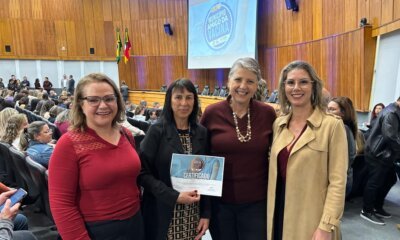 Canoas recebe certificado de Município Amigo da Vacina