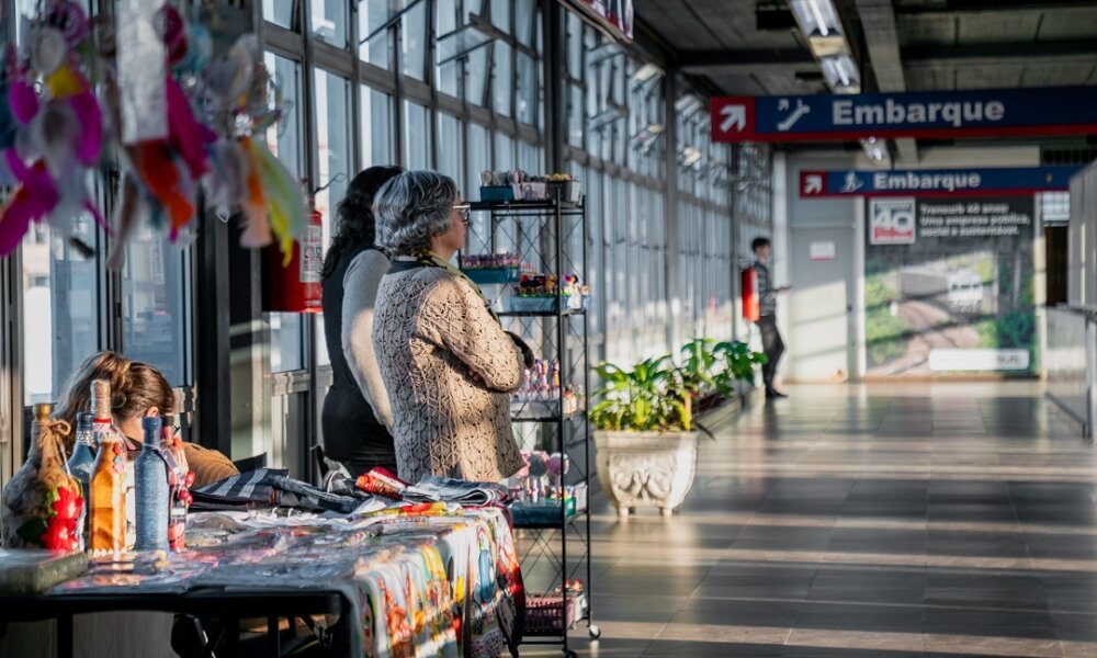 Começou nesta segunda-feira a Feira do Artesanato Especial de Dia dos Pais em Canoas 