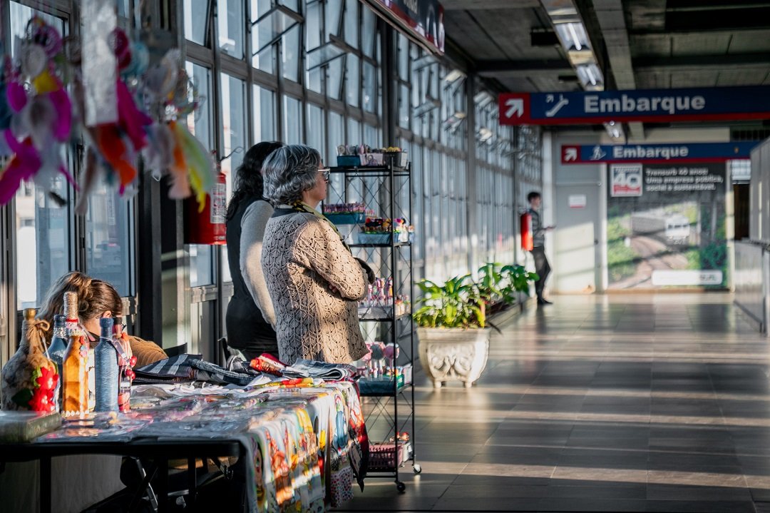 Começou nesta segunda-feira a Feira do Artesanato Especial de Dia dos Pais em Canoas