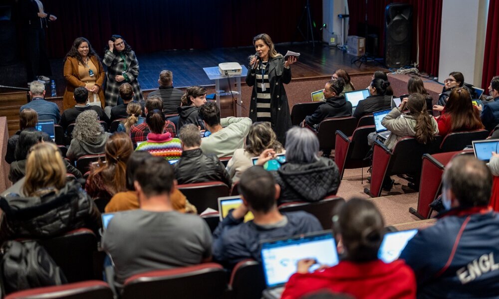 Conecta+ @Canoas inicia nova fase com formação presencial para professores do 6º ano