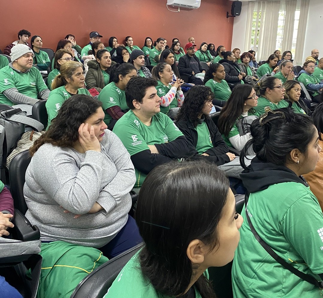 IFRS-Campus Canoas dá início às primeiras turmas do Programa Autonomia e Renda Petrobras
