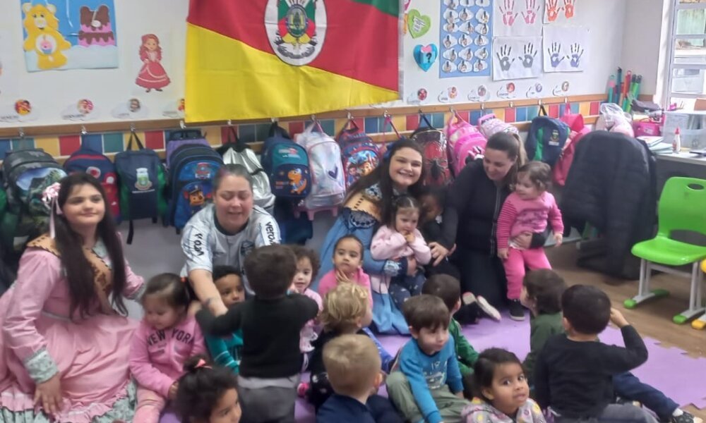 Projeto leva cultura gaúcha a crianças da EMEI Beija-Flor, em Canoas