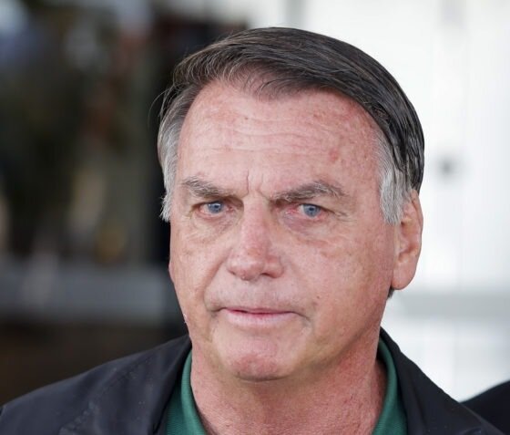 STF define pena de 27 anos e três meses para Jair Bolsonaro em processo sobre trama golpista