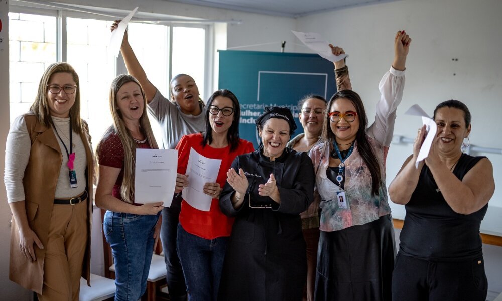 Mulheres concluem curso “Monte seu Delivery” e recebem certificados em Canoas