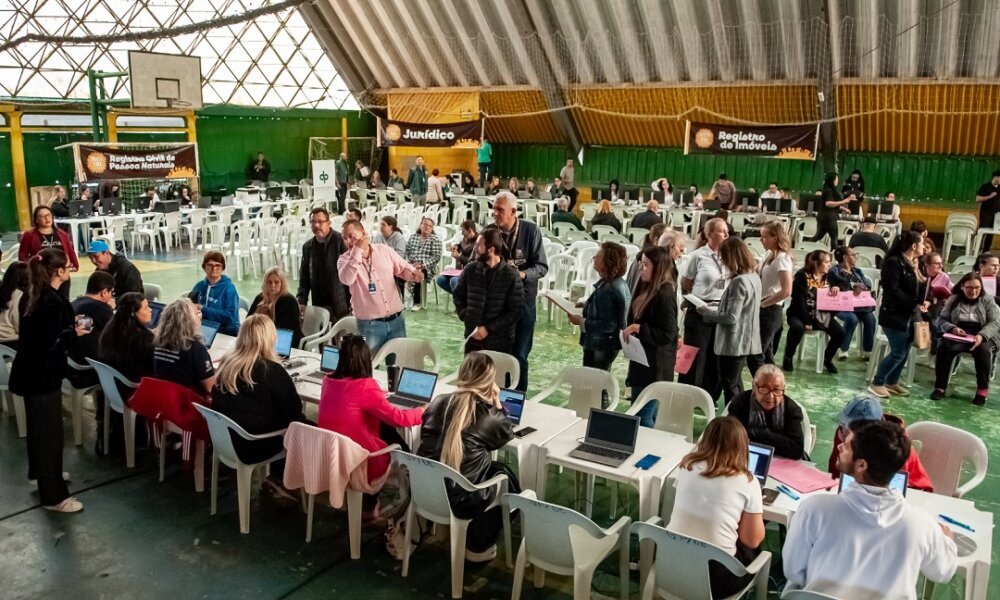 Mutirão para regularizar imóveis da CohabRS a custo zero seguirá neste sábado em Canoas
