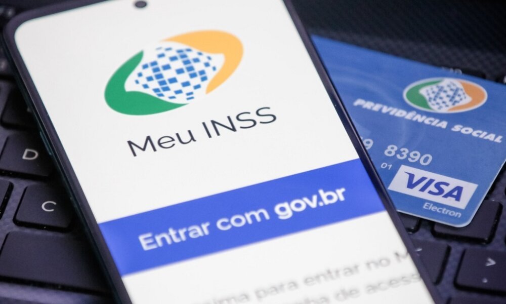 Governo prorroga prazo para aposentados contestarem descontos indevidos do INSS