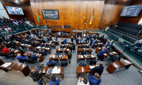 Histórico Assembleia Legislativa do RS terá 16 mulheres, maior presença feminina já registrada